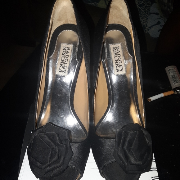 Badgley Mischka Satin Peep Toe Pumps - Picture 3 of 5